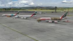  A380 A6-EEP, A6-EET, A6-EEH ( Emira im EEP-Shop kaufen