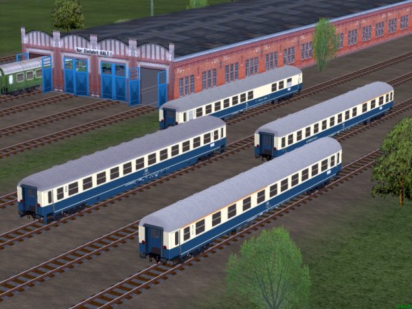 Sonderlinge - DB UIC-X in blau-beiger Lackierung, Set 4 (GH2512 )