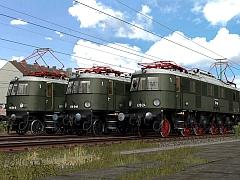 Baureihe E18 � Deutsche Bundesbahn | PAKET Epoche III a/b - RAL 6007 flaschengr&uuml;n | steuerbare F&uuml;hrerst&auml;nde (V15NAG30053 )