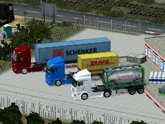 3 Lkw mit 2 Aufliegern und 9 ISO Seecontainer (V15NDU10105 )