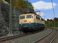 E-Loks BR 110.3 der DBAG in ozeanblau-beige in Epoche V
