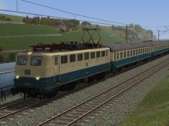 BR 110 Kastenbauform der DB in ozeanblau-beige, Ep. IV - Set2