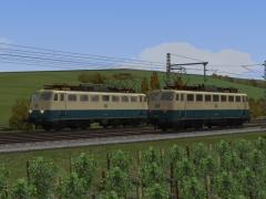 E-Loks BR 110.3 der DB in ozeanblau-beige in Epoche IV